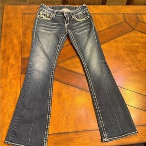 Vigoss The Chelsea Flare White Stitch Jeans Size 5/6 Length 33